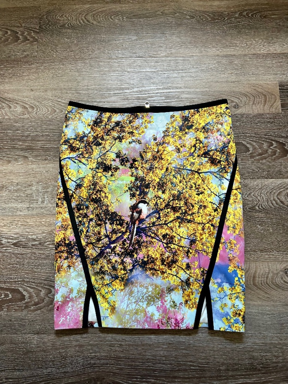 Ted Baker London Pretty Trees print pencil skirt sz 4 Floral w/Bird Motif